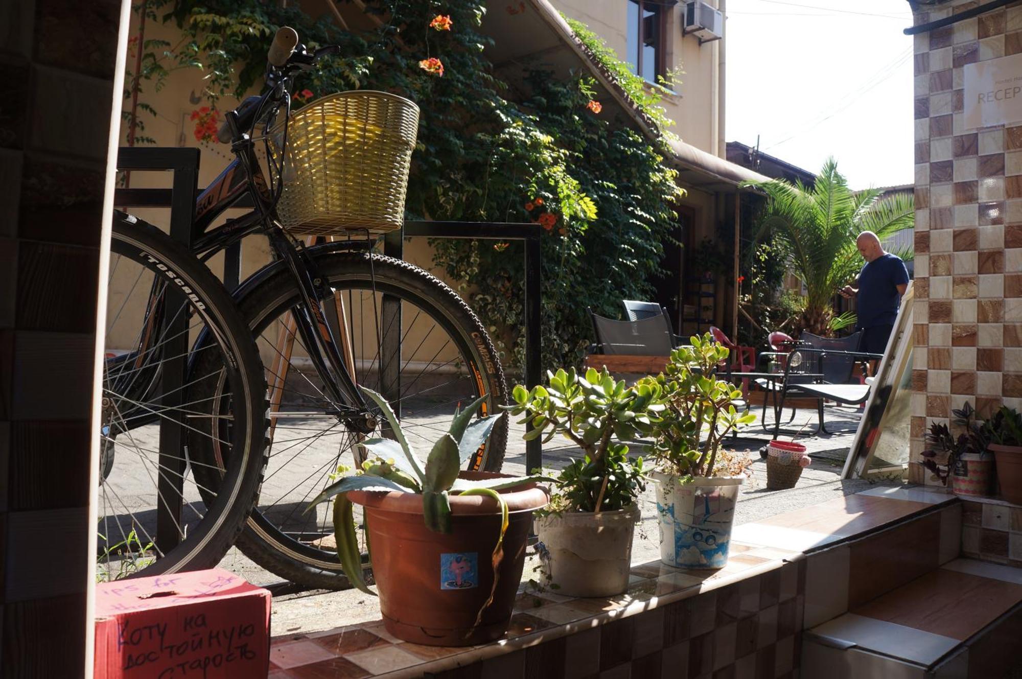 Harmony Backpackers Hostel Batum Dış mekan fotoğraf