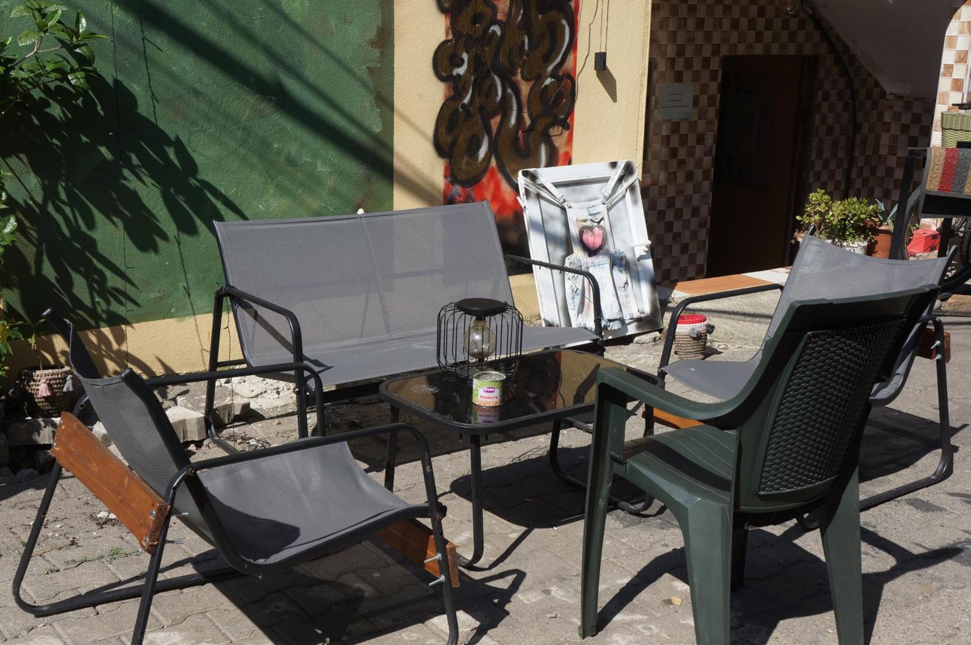 Harmony Backpackers Hostel Batum Dış mekan fotoğraf