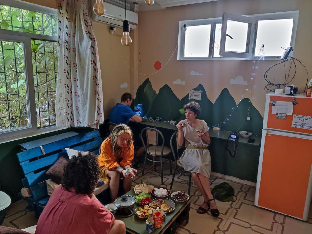 Harmony Backpackers Hostel Batum Dış mekan fotoğraf